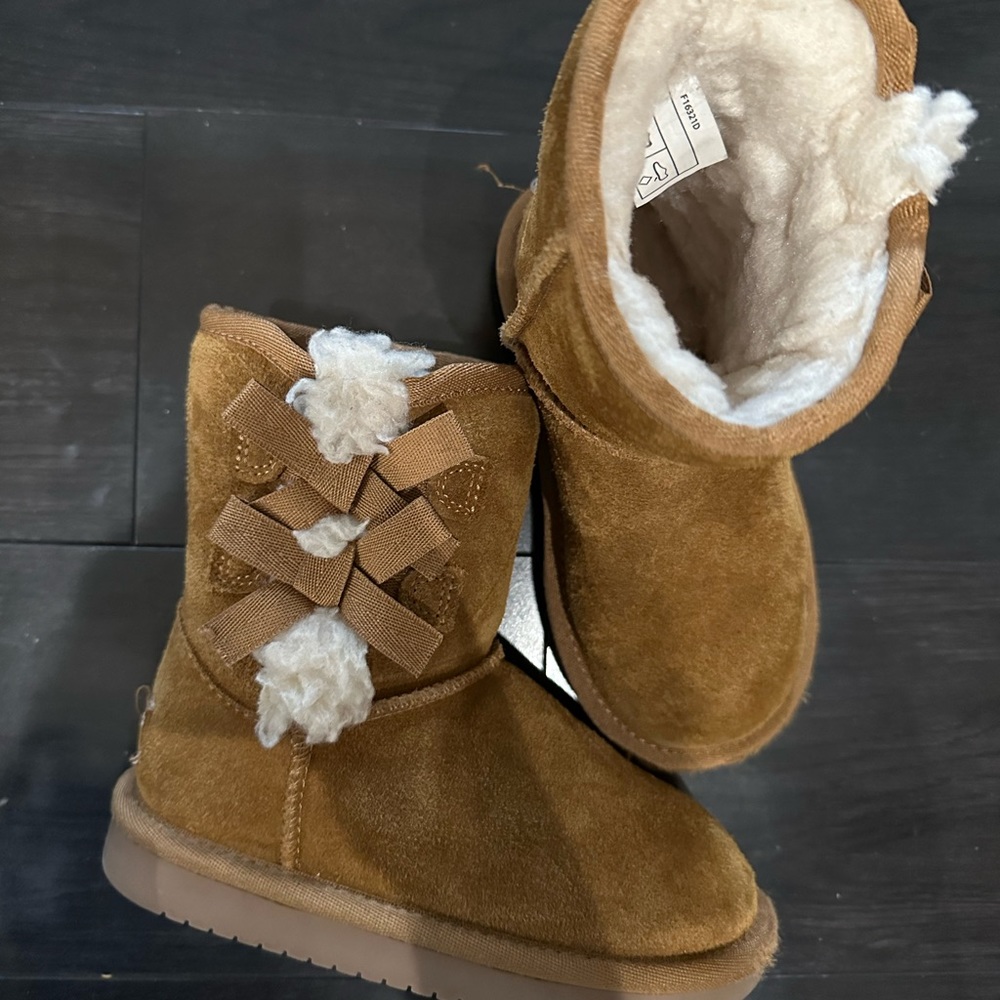 Koolabura by Ugg kids Boots